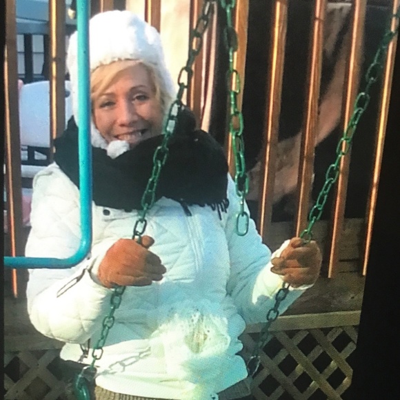 Meet your Posher, Jana Cherie - Picture 5 of 8